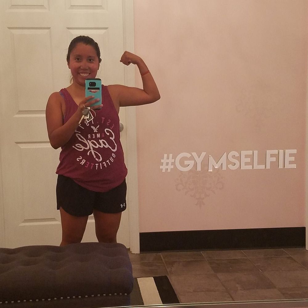 Meet your Posher, Jovita